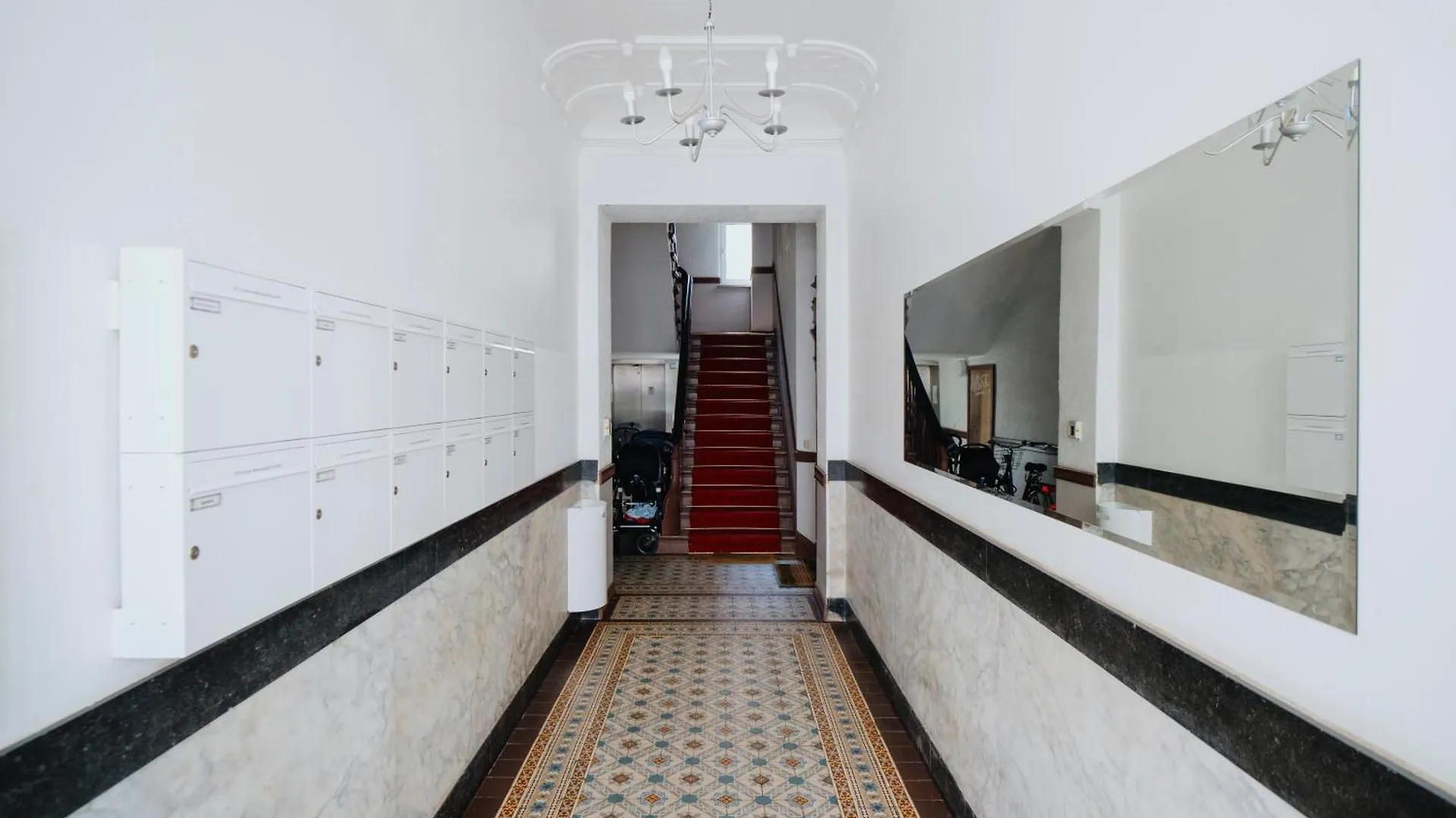 Homely Berlin - City Center, Modern, Historical, Near Park 公寓